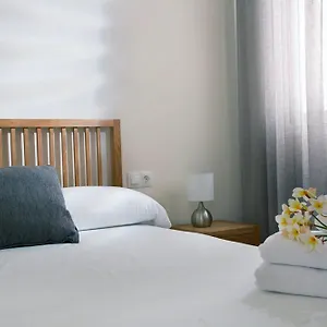 Апартаменты Living4malaga Guevara